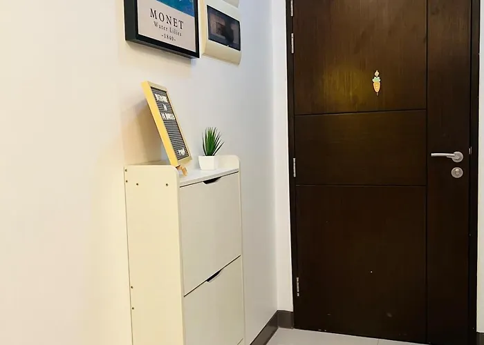 Apartment Cq House - Luxe Near Venice Mall, Bgc And Naia Manila