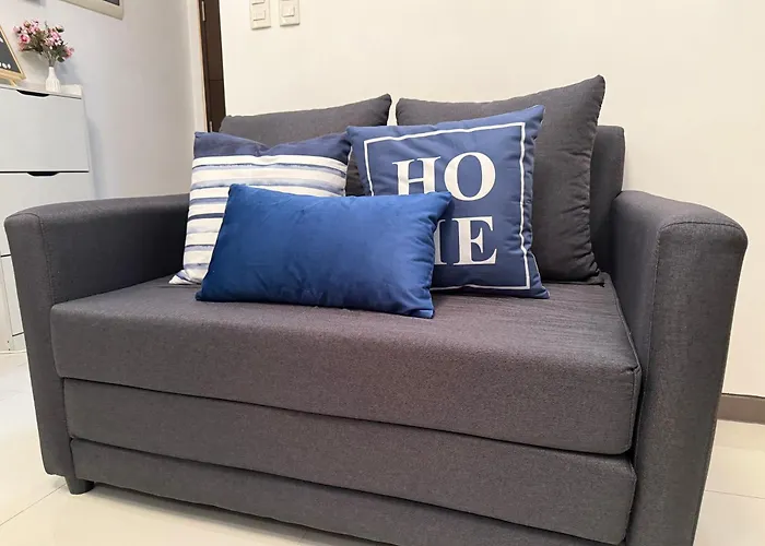 Cq House - Luxe Near Venice Mall, Bgc And Naia Apartment
