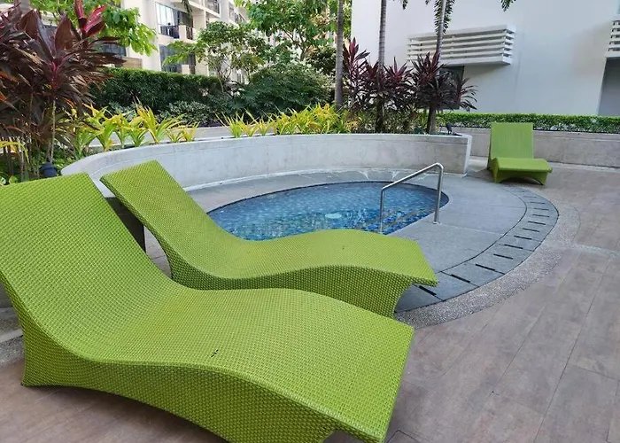 Apartment Cq House - Luxe Near Venice Mall, Bgc And Naia Manila
