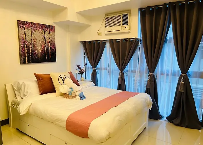 Cq House - Luxe Near Venice Mall, Bgc And Naia * Manila